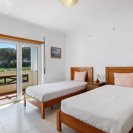 Paraiso Da Lagoa Vau (Obidos)